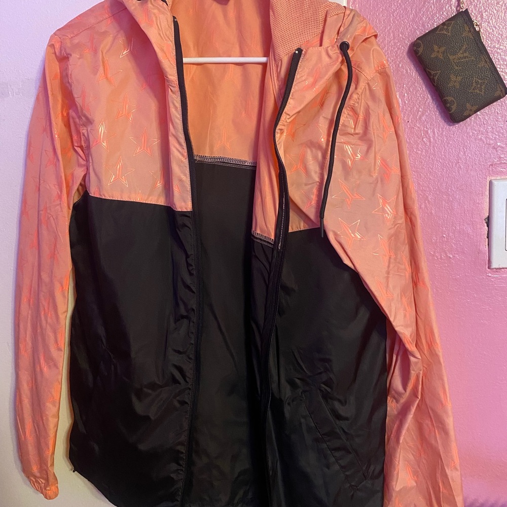 Jeffree star windbreaker 💖